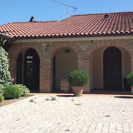 La Valle Dei Peschi * Vada