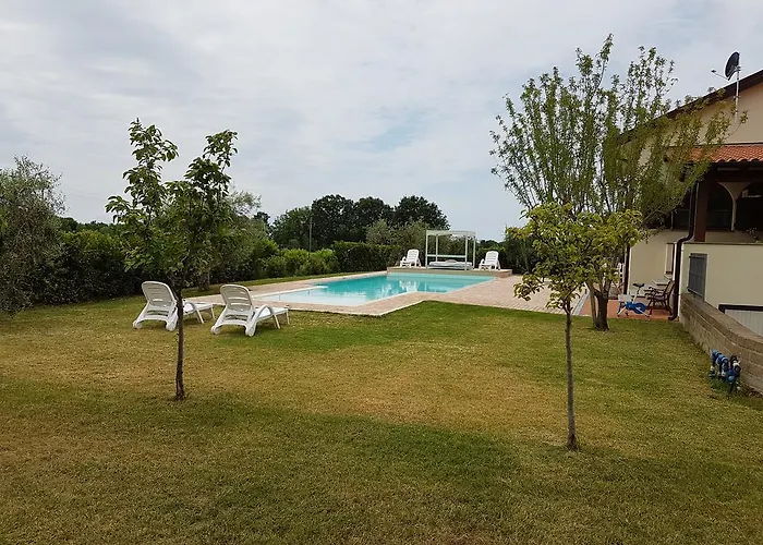 La Valle Dei Peschi Летний дом